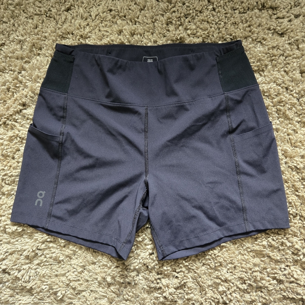 On Running Sprinter Shorts - Picture 3 of 16
